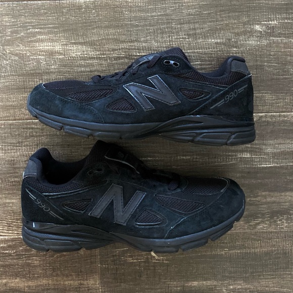 New Balance Shoes - New Balance black 990v5 7